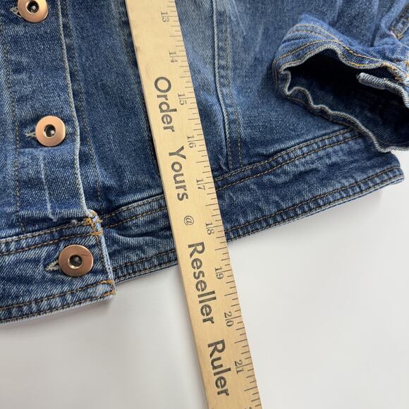 Love Tree Jacket Womens Large‎ Blue Denim Trucker Faded Button Up Jean - Picture 6 of 7